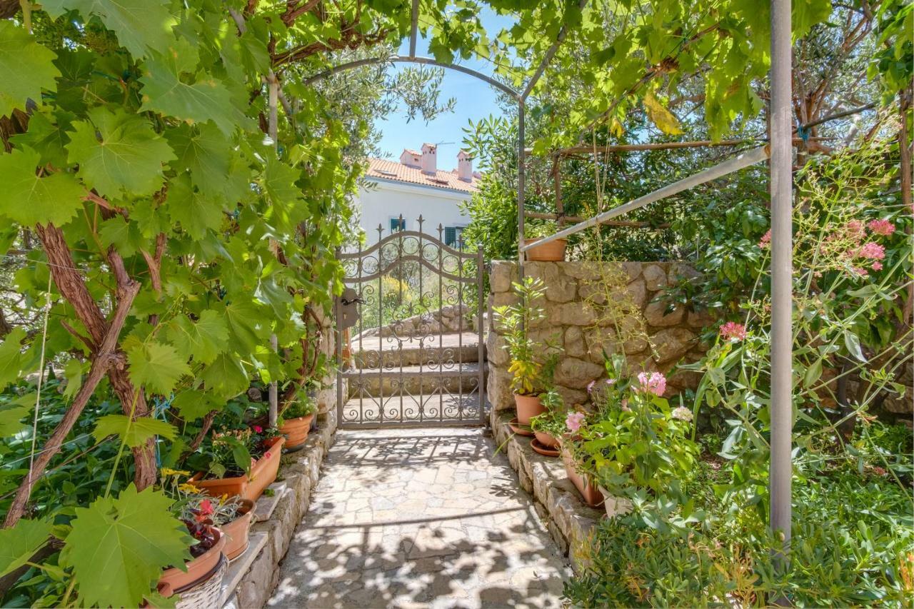 Apartman Anamarija Mali Losinj Exterior photo